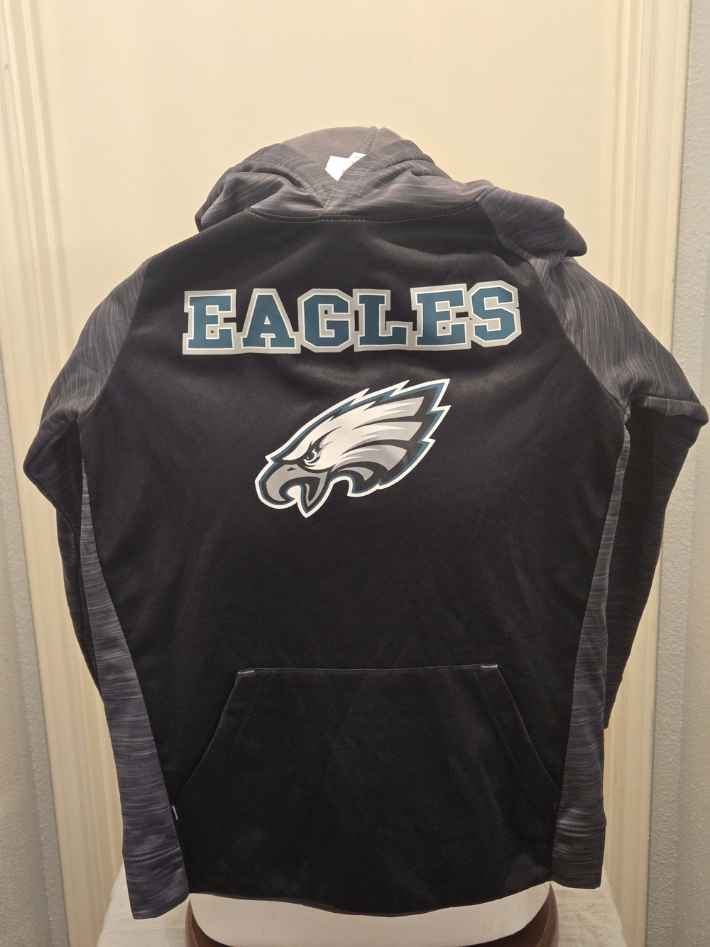 Team Apparel, Black and Gray Philadelphia Eagles Kids Hoodie,Size 12-14